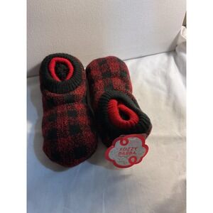 Fuzzy Babba Slipper Socks Buffalo Plaid Red Black Non-Skid Sock‎ Size 9-11